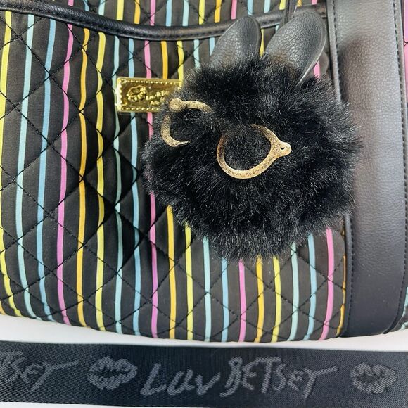 Luv Betsy Johnson Weekender Tote Duffel Travel Bag Pastel Vertical Stripes Large - Picture 2 of 13